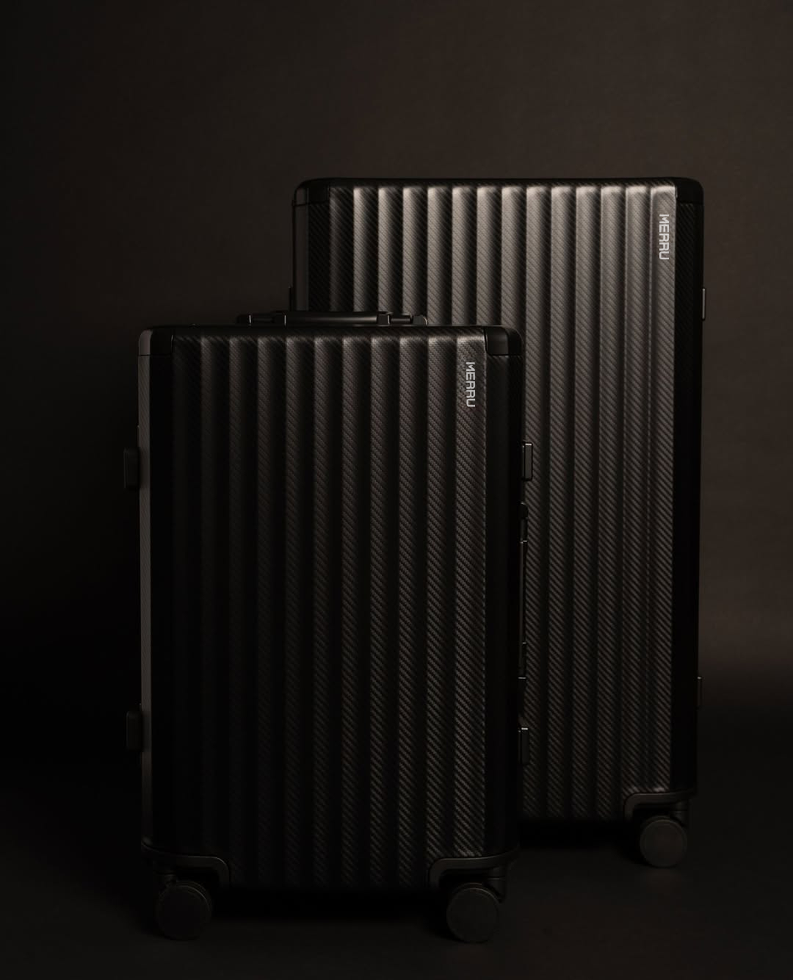 Frame Aluminum Suitcase Black