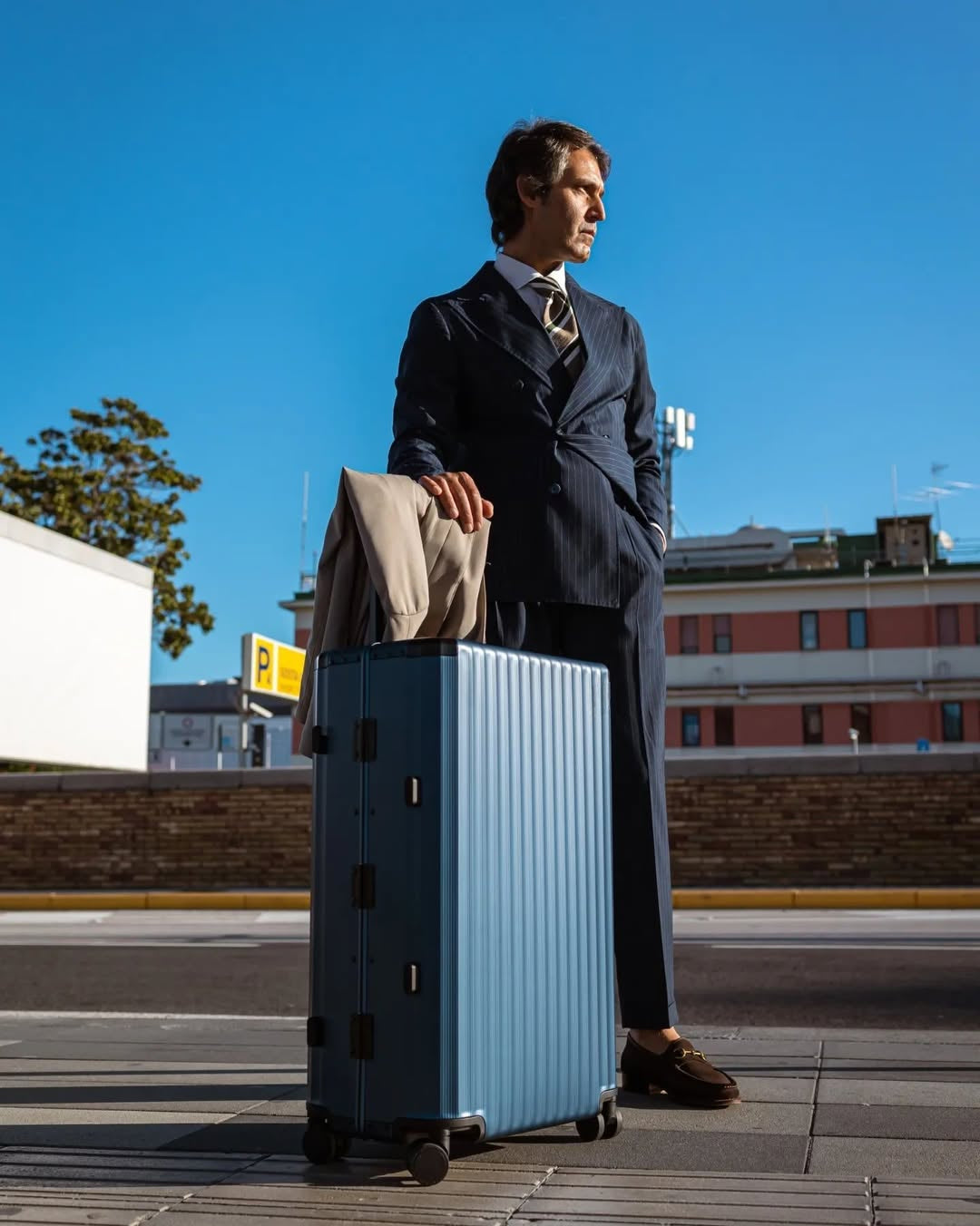 Rova Aluminum Suitcase Navy MERRU