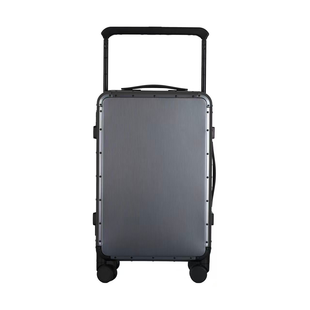 Edge Aluminum Suitcase Gunmetal
